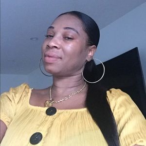 Meet your Posher, Gail